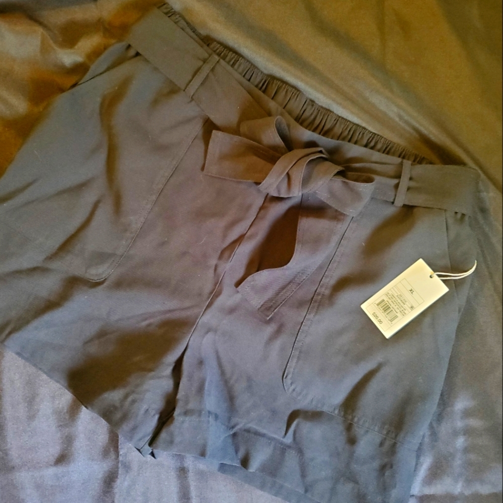 NWT Fancy shorts